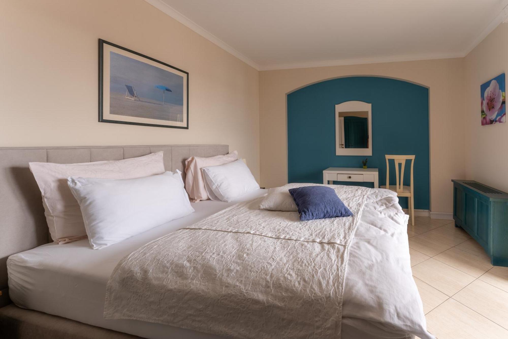 Hotel Abalone Цриквениця Екстер'єр фото